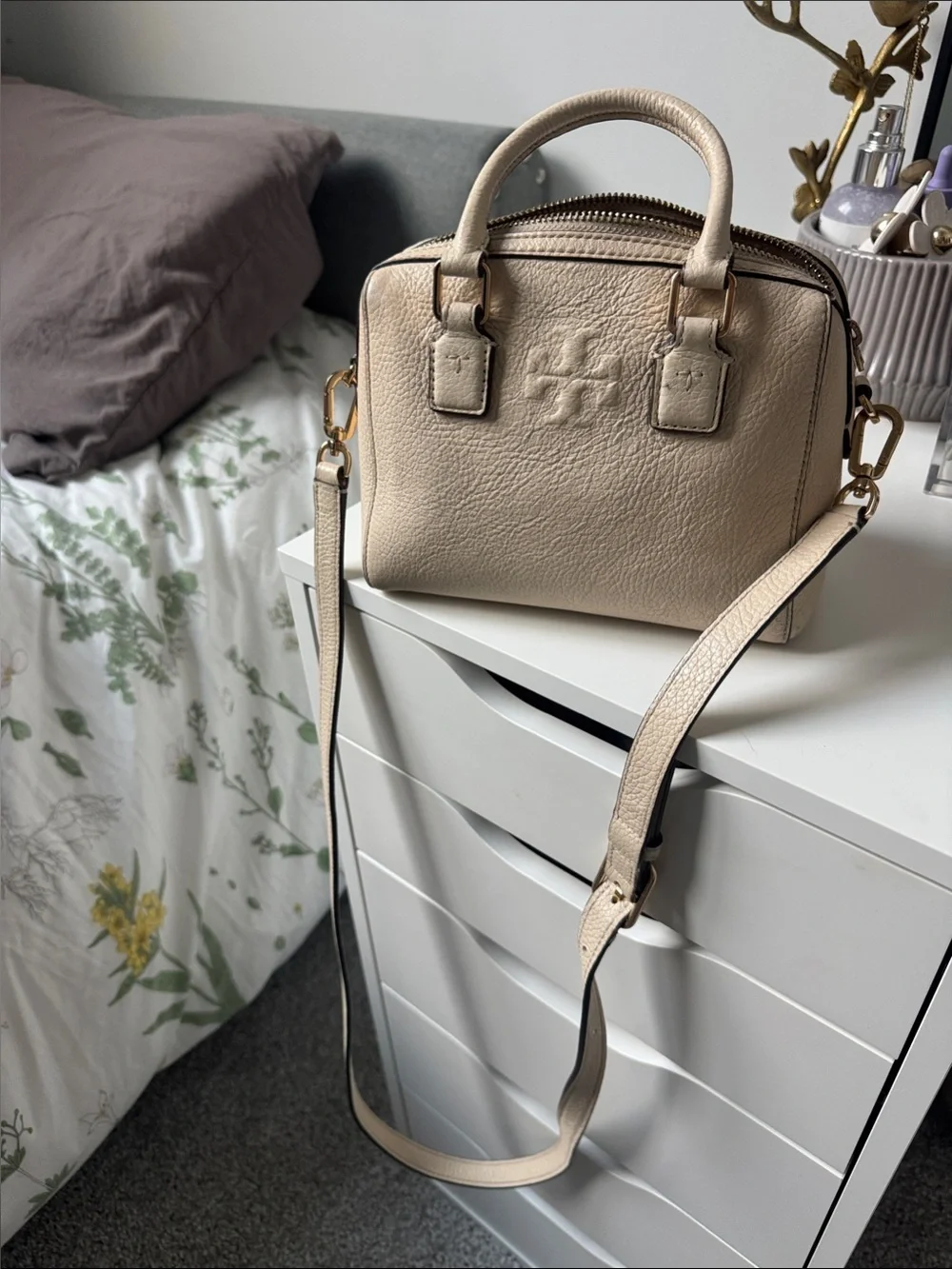 Tory Burch Pebbled Leather Crossbody in Light Beige